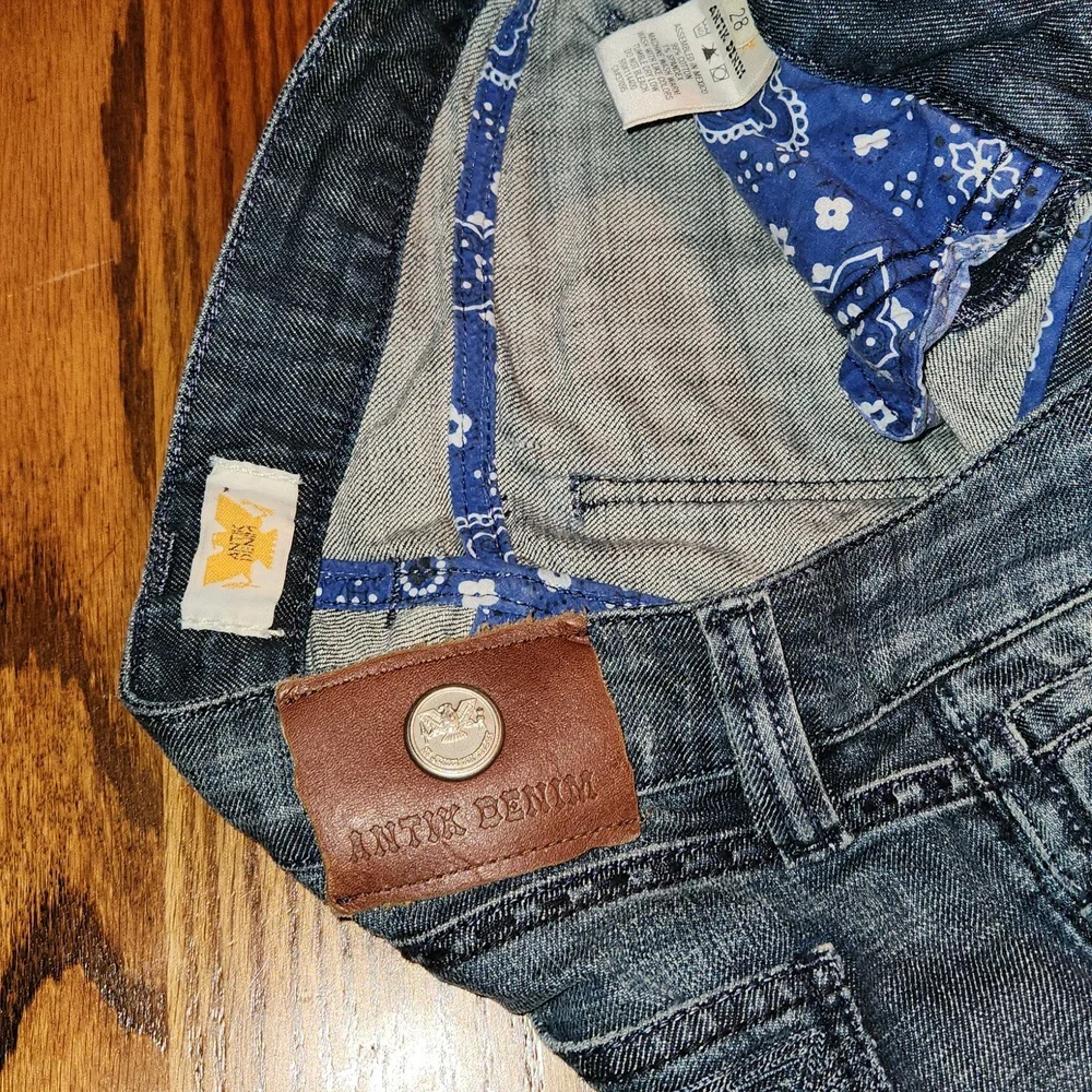 ANTIK DENIM SIZE: 28 💚 MAKE AN OFFER 🫴🏼 - Picture 3 of 10